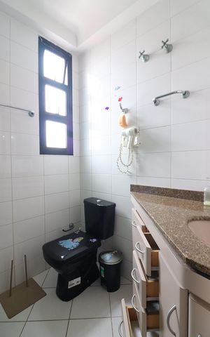 Apartamento à venda com 150m², 3 quartos e 2 vagasBanheiro da Suíte 2