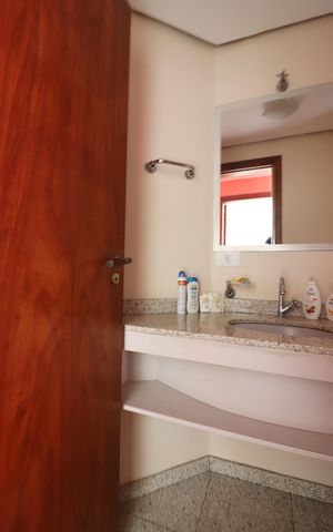 Apartamento à venda com 150m², 3 quartos e 2 vagasLavabo