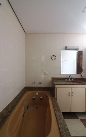 Apartamento à venda com 150m², 3 quartos e 2 vagasBanheiro da Suíte 1