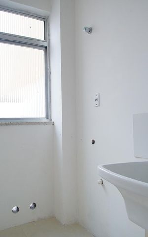 Apartamento à venda com 54m², 1 quarto e sem vagaCozinha e Área de Serviço