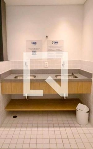 Apartamento para alugar com 42m², 1 quarto e sem vagaÁrea comum