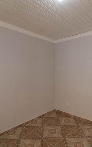 Casa à venda com 202m², 5 quartos e 3 vagasCasa 2 - Quarto
