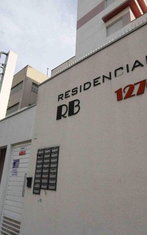 Apartamento à venda com 35m², 2 quartos e sem vaga Apartamento à venda com 35m², 2 quartos e sem vagaFachada