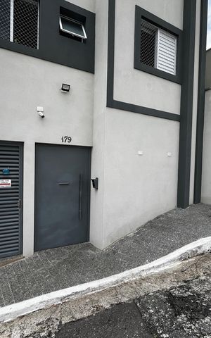 Studio à venda com 26m², 1 quarto e sem vaga Studio à venda com 26m², 1 quarto e sem vagaFachada