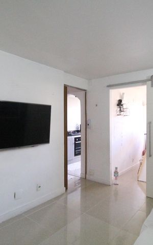 Apartamento à venda com 78m², 2 quartos e 1 vagaSala