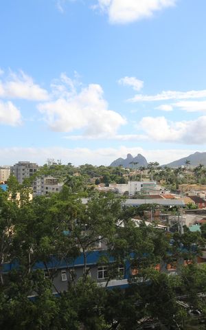 Apartamento à venda com 78m², 2 quartos e 1 vagaQuarto 2 - Vista