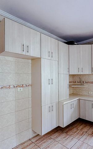 Casa para alugar com 315m², 5 quartos e 3 vagasCozinha