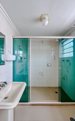 Casa para alugar com 315m², 5 quartos e 3 vagasBanheiro da Suíte
