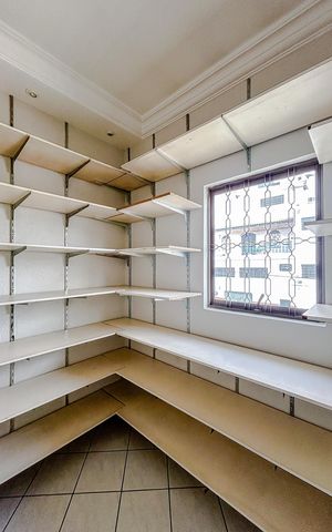 Casa para alugar com 315m², 5 quartos e 3 vagasQuarto de serviço