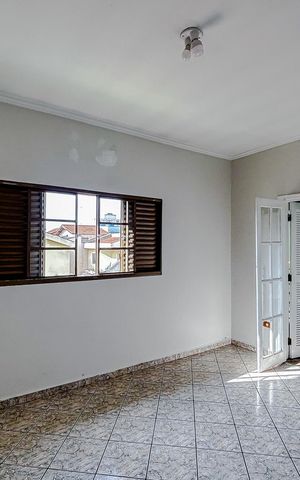 Casa para alugar com 315m², 5 quartos e 3 vagasSuíte 3