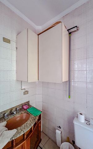 Casa para alugar com 315m², 5 quartos e 3 vagasBanheiro de serviço