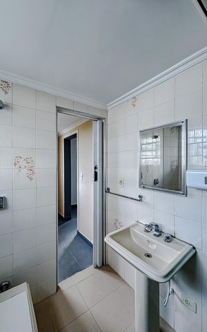 Casa para alugar com 315m², 5 quartos e 3 vagasBanheiro da Suíte