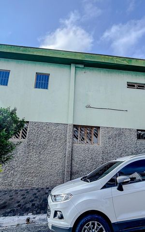 Casa para alugar com 315m², 5 quartos e 3 vagasFachada
