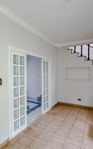 Casa para alugar com 315m², 5 quartos e 3 vagasSala
