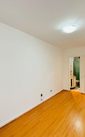 Apartamento à venda com 70m², 2 quartos e 1 vaga Apartamento à venda com 70m², 2 quartos e 1 vagaSuíte