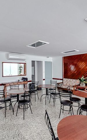 Apartamento à venda com 67m², 2 quartos e 1 vagaÁrea comum - Salão de festas