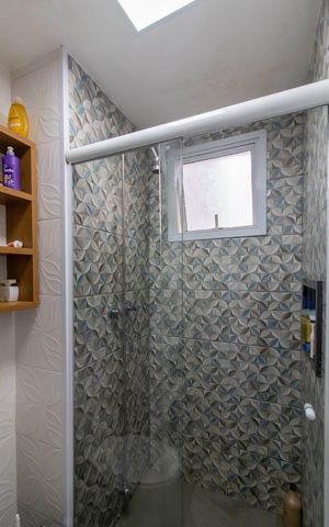 Apartamento à venda com 63m², 2 quartos e 1 vaga Apartamento à venda com 63m², 2 quartos e 1 vagaBanheiro