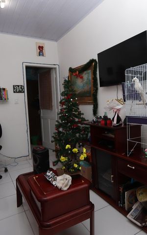 Casa à venda com 120m², 2 quartos e sem vagaSala