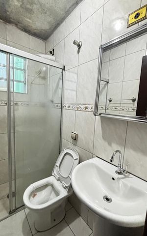 Apartamento à venda com 47m², 2 quartos e 1 vaga Apartamento à venda com 47m², 2 quartos e 1 vagaBanheiro