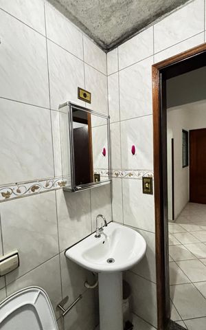 Apartamento à venda com 47m², 2 quartos e 1 vaga Apartamento à venda com 47m², 2 quartos e 1 vagaBanheiro