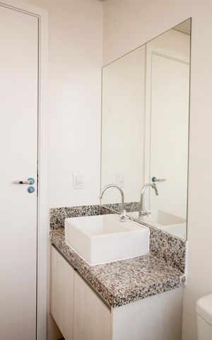 Apartamento à venda com 54m², 2 quartos e 2 vagasBanheiro Social