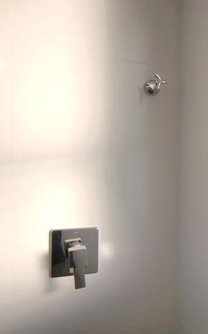 Apartamento à venda com 111m², 2 quartos e 3 vagasBanheiro da Suíte