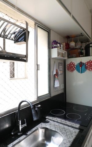 Apartamento à venda com 89m², 2 quartos e 1 vaga Apartamento à venda com 89m², 2 quartos e 1 vagaCozinha e Área de Serviço