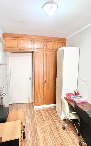 Casa à venda com 180m², 3 quartos e 4 vagas Casa à venda com 180m², 3 quartos e 4 vagasQuarto 2