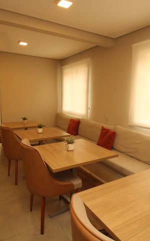Apartamento à venda com 34m², 2 quartos e sem vagaÁrea comum - Salão de festas