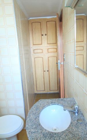 Apartamento para alugar com 63m², 2 quartos e 1 vaga Apartamento para alugar com 63m², 2 quartos e 1 vagaBanheiro social