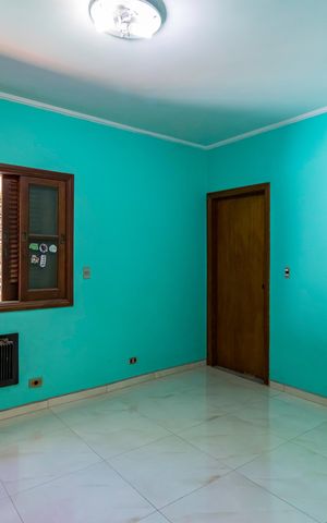 Casa à venda com 600m², 5 quartos e 6 vagas Casa à venda com 600m², 5 quartos e 6 vagasSuite 4