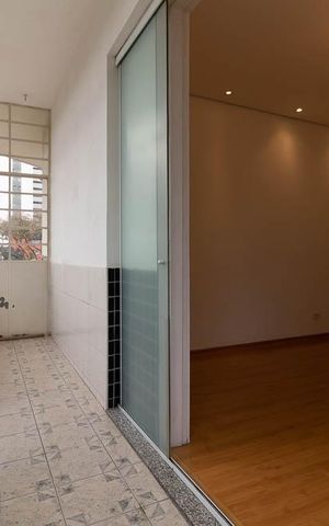 Apartamento à venda com 111m², 2 quartos e sem vaga Apartamento à venda com 111m², 2 quartos e sem vagaVaranda da Sala