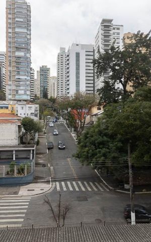 Apartamento à venda com 111m², 2 quartos e sem vaga Apartamento à venda com 111m², 2 quartos e sem vagaVista da Suíte
