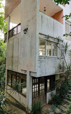 Casa à venda com 350m², 5 quartos e 2 vagas Casa à venda com 350m², 5 quartos e 2 vagasQuintal
