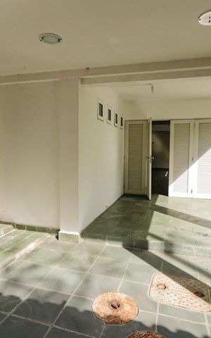 Casa à venda com 350m², 5 quartos e 2 vagas Casa à venda com 350m², 5 quartos e 2 vagasVaranda gourmet