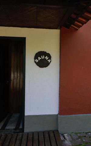 Casa à venda com 350m², 5 quartos e 2 vagas Casa à venda com 350m², 5 quartos e 2 vagasSauna