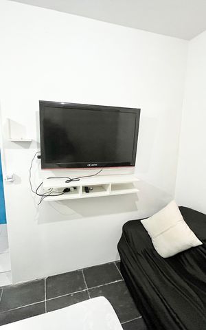 Casa para alugar com 27m², 1 quarto e sem vaga Casa para alugar com 27m², 1 quarto e sem vagaStudio