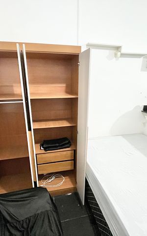 Casa para alugar com 27m², 1 quarto e sem vaga Casa para alugar com 27m², 1 quarto e sem vagaStudio