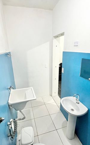 Casa para alugar com 27m², 1 quarto e sem vaga Casa para alugar com 27m², 1 quarto e sem vagaBanheiro/Lavanderia
