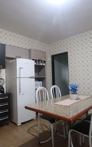 Casa à venda com 158m², 4 quartos e 2 vagasCasa 2 - cozinha