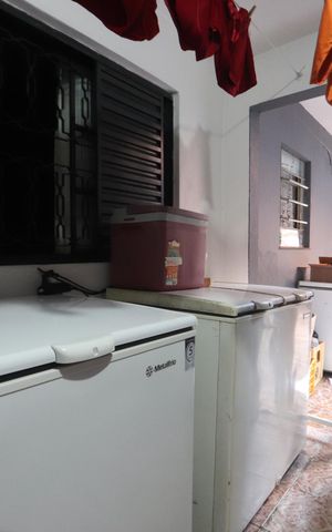 Casa à venda com 158m², 4 quartos e 2 vagasÁrea de Serviço