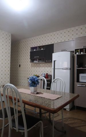 Casa à venda com 158m², 4 quartos e 2 vagasCasa 2 - cozinha