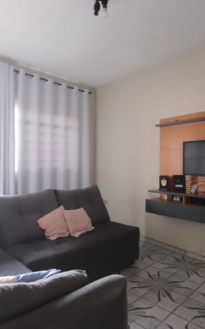 Casa à venda com 158m², 4 quartos e 2 vagasCasa 2 - Sala