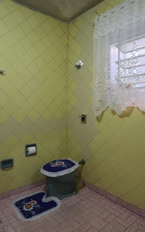 Casa à venda com 158m², 4 quartos e 2 vagasBanheiro social