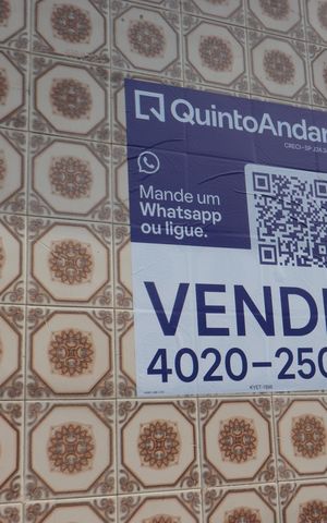 Casa à venda com 158m², 4 quartos e 2 vagasPlaca