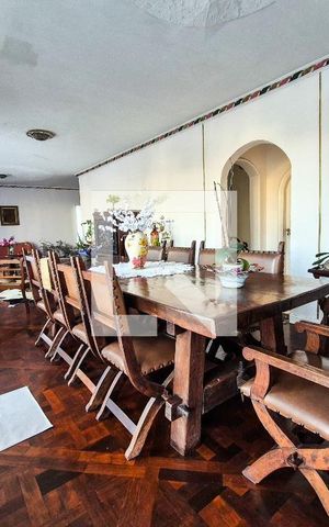 Casa à venda com 990m², 4 quartos e 2 vagas