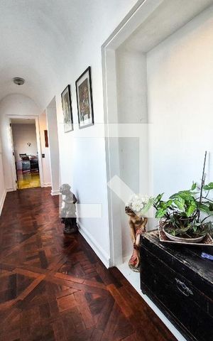 Casa à venda com 990m², 4 quartos e 2 vagas