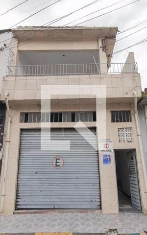 Casa à venda com 200m², 4 quartos e 1 vaga