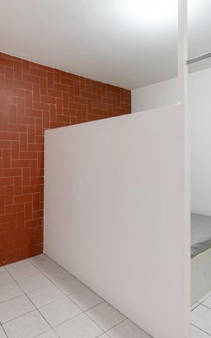 Studio para alugar com 32m², 1 quarto e sem vaga Studio para alugar com 32m², 1 quarto e sem vagaSala