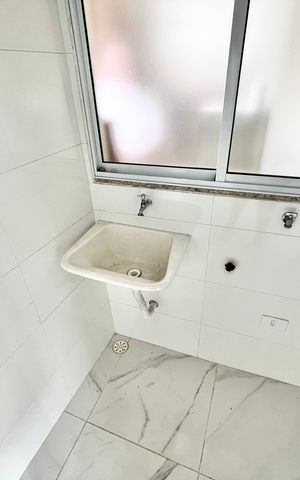 Apartamento à venda com 72m², 2 quartos e 1 vaga Apartamento à venda com 72m², 2 quartos e 1 vagaÁrea de Serviço